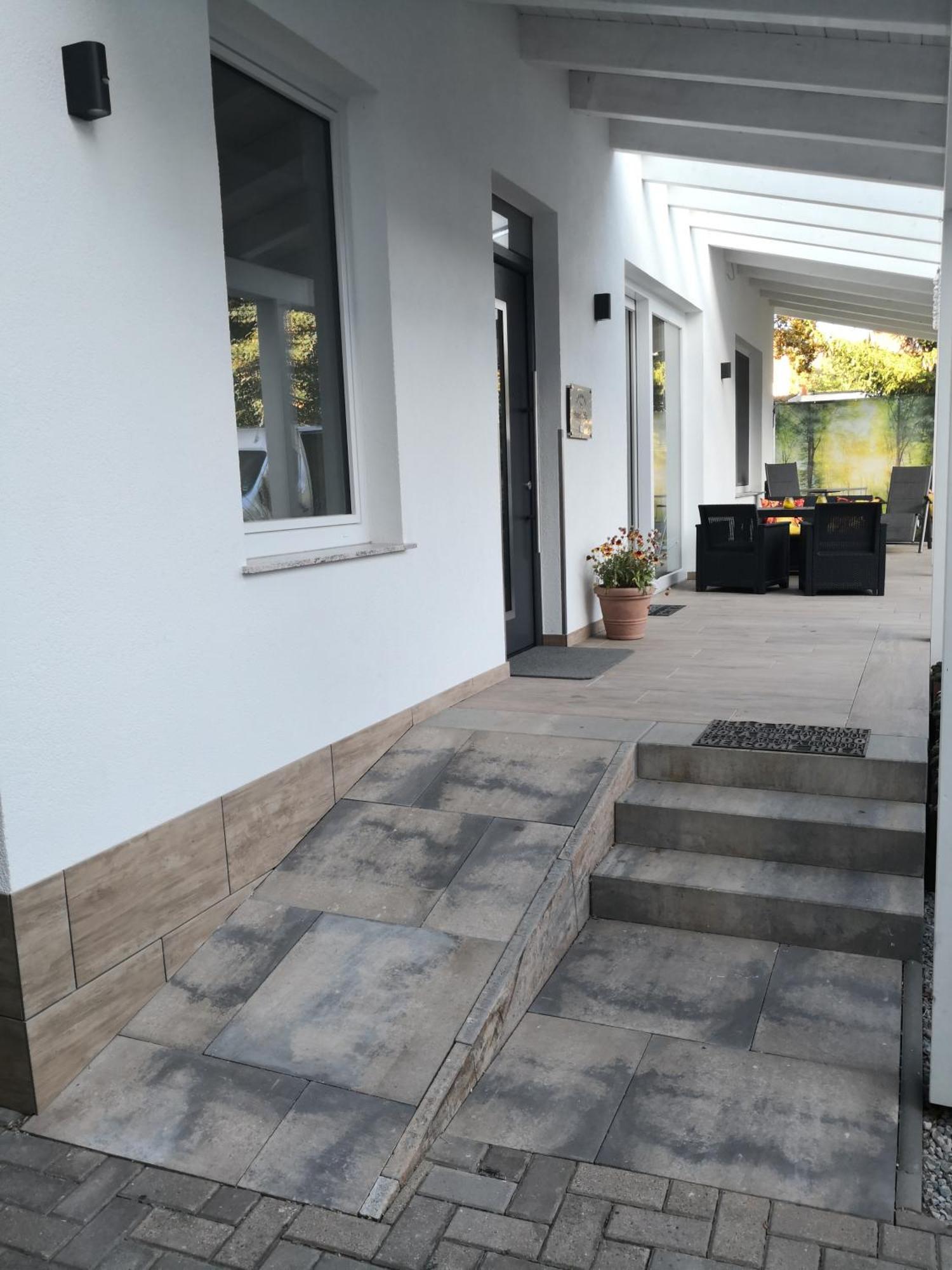 Auszeit Erfurt - Stilvoller Bungalow Mit Parkplatz - Zentrumsnah Kültér fotó